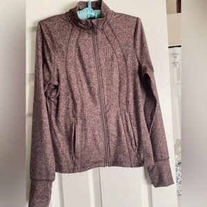 Women's comfortable athletic zip up  Brown and cream Jacket. Size;,Small/petite